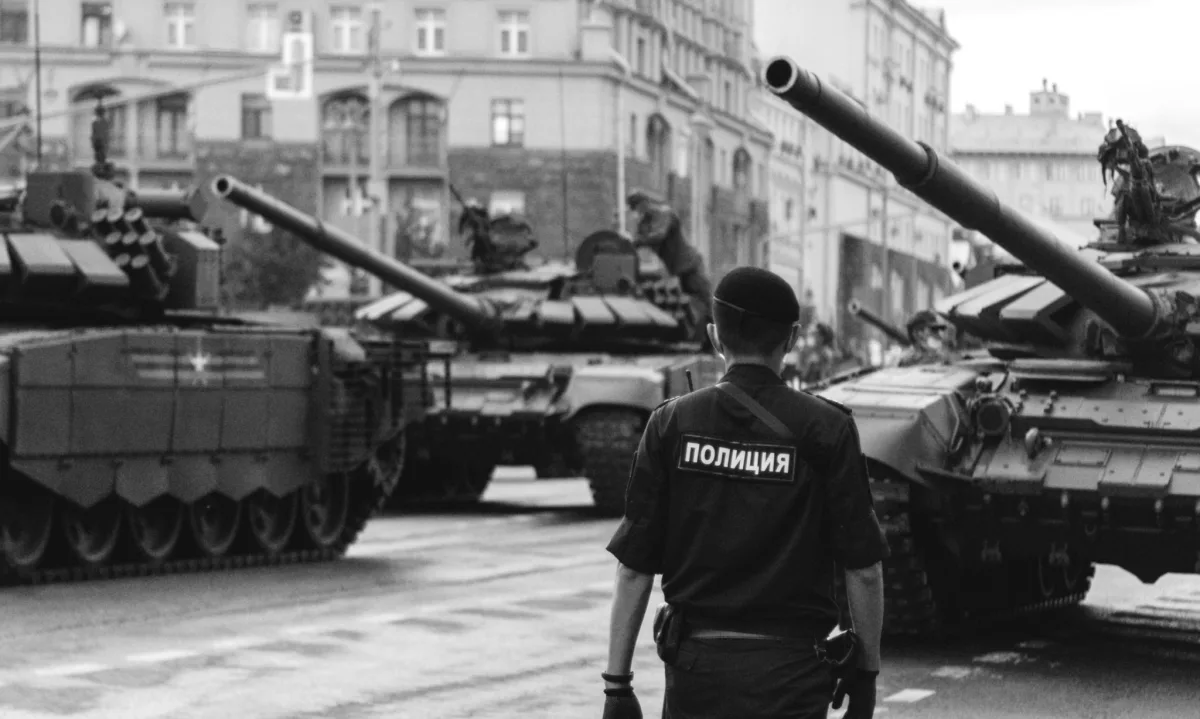 Ius ad bellum – A háború nemzetközi jogi szabályairól és a háborús bűncselekményekről